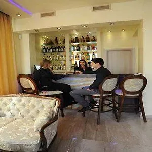 Ξενοδοχείο Adria 3*