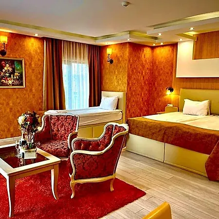 Adria Hotel 3*