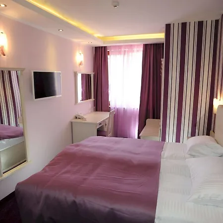 Hotel Adria 3*